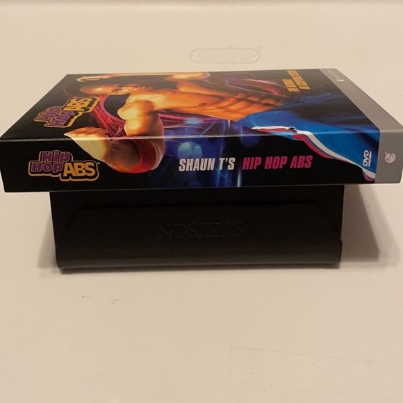 Beachbody Hip Hop Abs - Picture 3 of 12